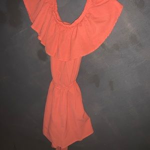 Light orange romper🧡
